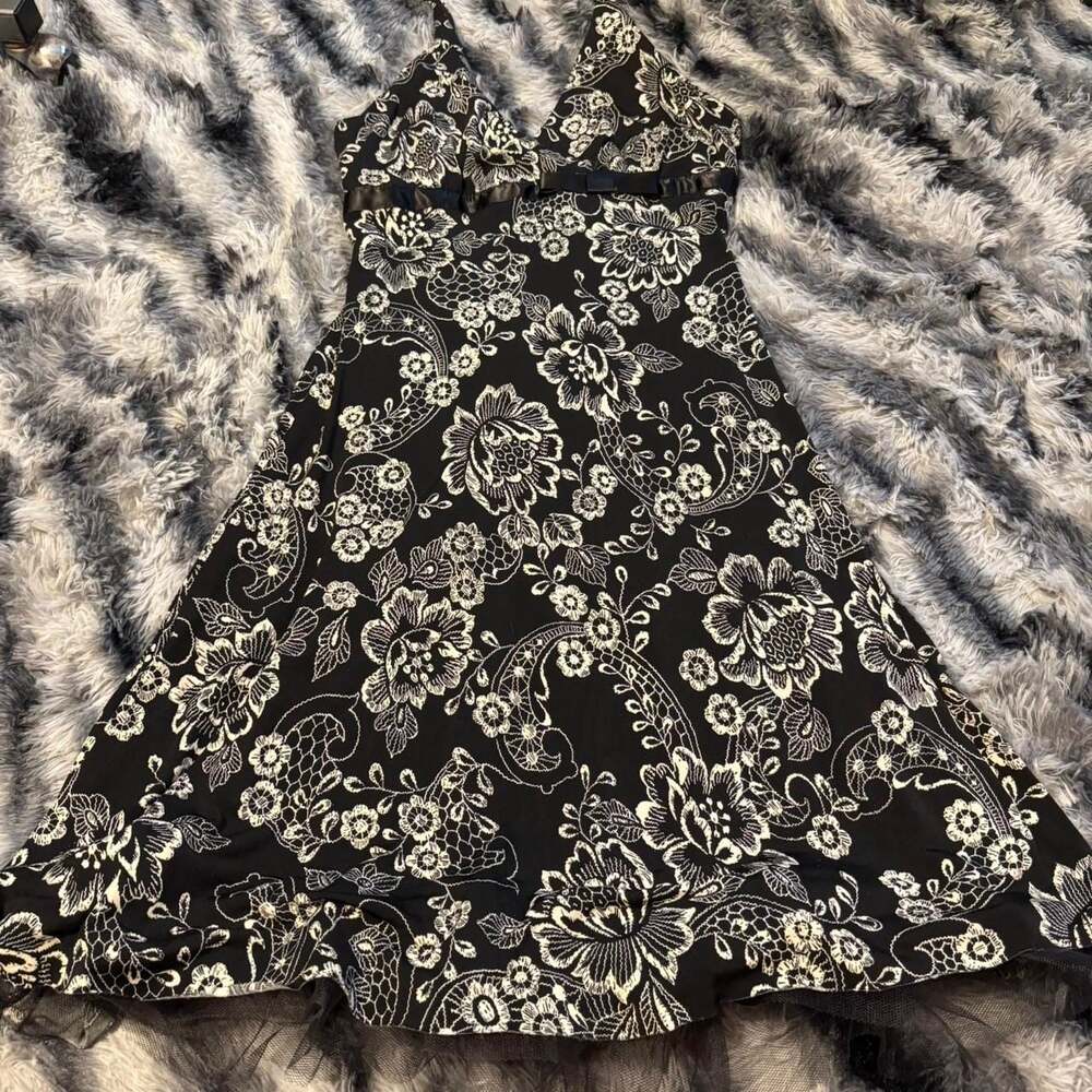 Vintage Y2K B. Darlin Floral Halter Mini Dress with Tulle Tutu Lining Size 9/10